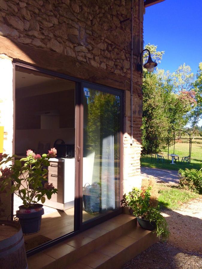 Petit Loft Ideal, Tourisme Et Affaires Ledat Dış mekan fotoğraf